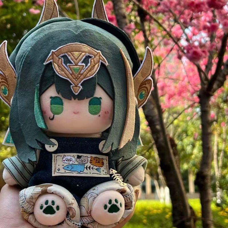 دمية قطيفة ناعمة لشخصية نيفر م - مراجعة Cosplay Plushie Prop وسعره